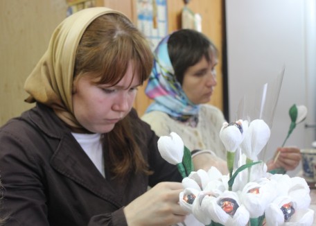 Состоялся мастер-класс по изготовлению цветов в рамках благотворительной акции «Дни белого цветка»