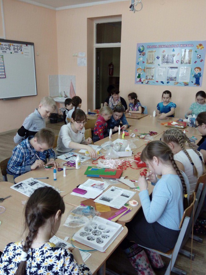 Занятия в воскресной школе “Васильки”
