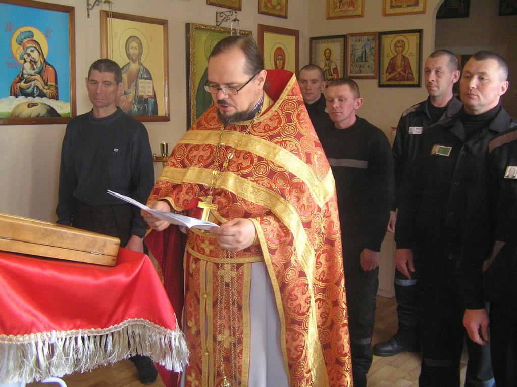 Утреня и Божественная Литургия в день памяти девяти мучеников Кизических в ИК-8