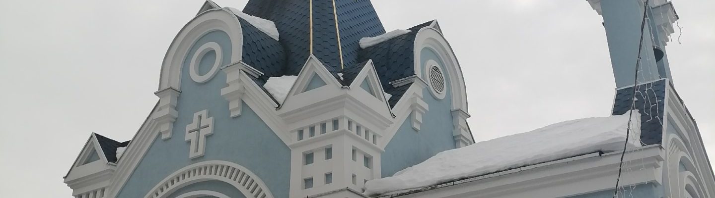 Воскресная Литургия прошла сегодня в нашем храме.