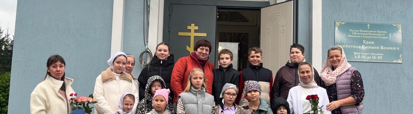 Воскресный день для наших прихожан начался с Божественной Литургии.
