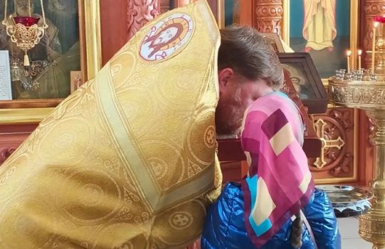 Воскресная служба в храме.